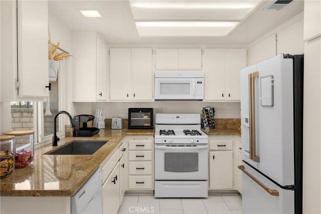 7077 Campbell, Rancho Cucamonga, CA 91701