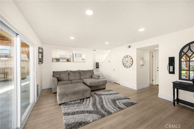 7077 Campbell, Rancho Cucamonga, CA 91701