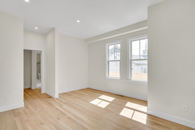 77 Thorndike Street 1, Brookline, MA 02446