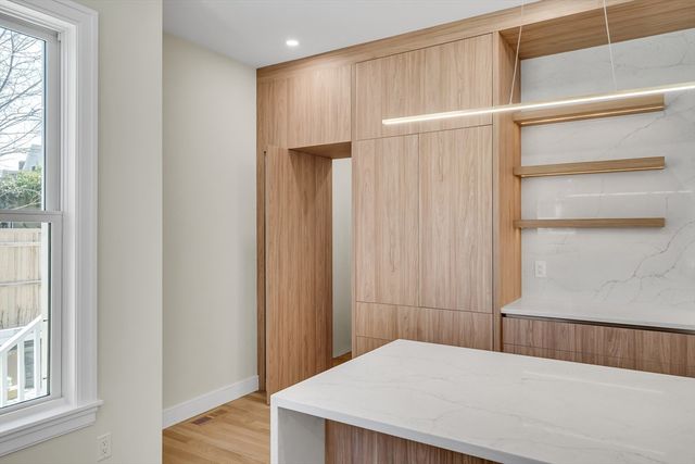 77 Thorndike Street 1, Brookline, MA 02446