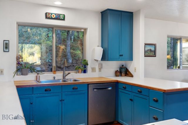 293 S Meadow Creek Road, Mcallister, MT 59740