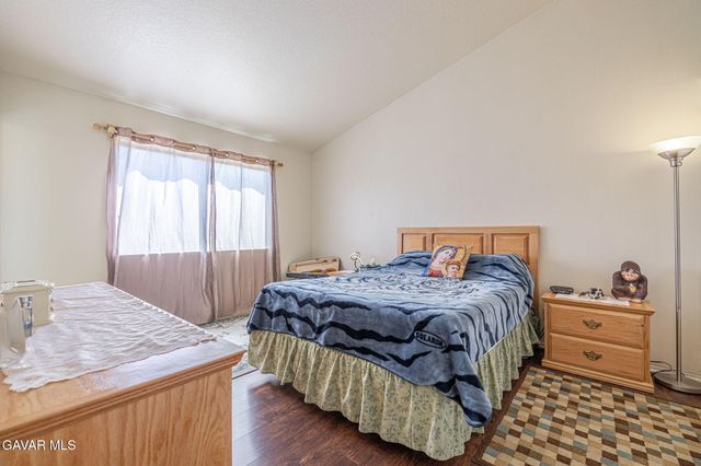 536 Sunrise Terrace, Palmdale, CA 93551