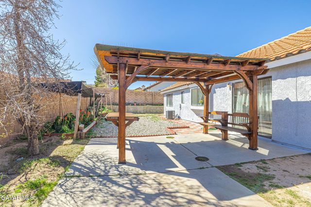 536 Sunrise Terrace, Palmdale, CA 93551