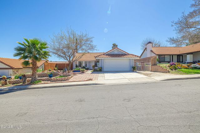536 Sunrise Terrace, Palmdale, CA 93551