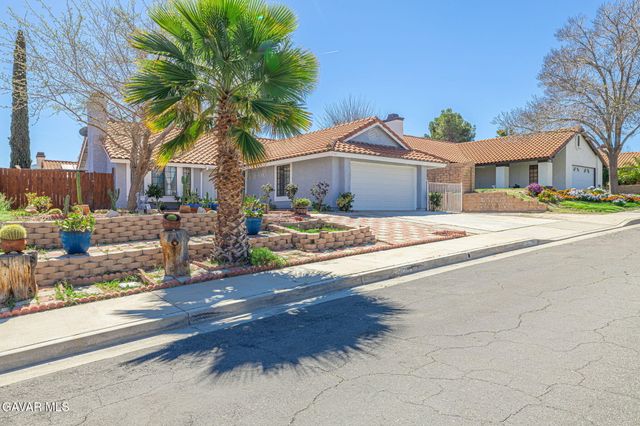 536 Sunrise Terrace, Palmdale, CA 93551