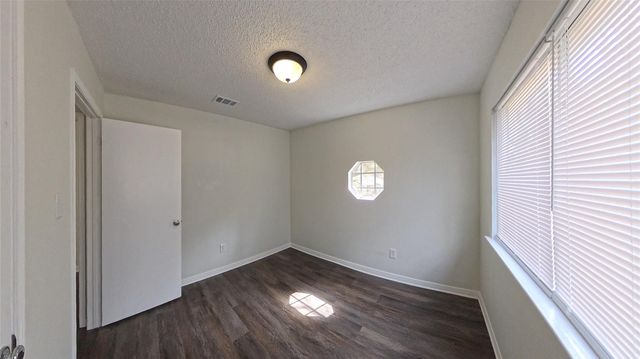 3 Rain Walk Court, The Woodlands, TX 77380