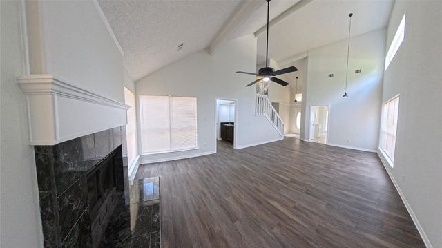 3 Rain Walk Court, The Woodlands, TX 77380