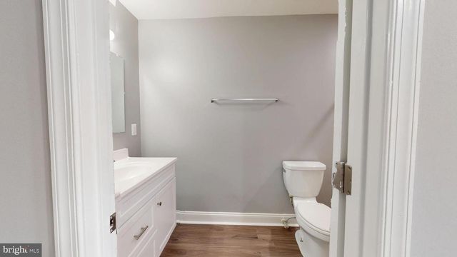 1824 E FEDERAL ST, Baltimore, MD 21213