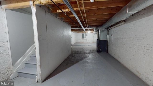 1824 E FEDERAL ST, Baltimore, MD 21213