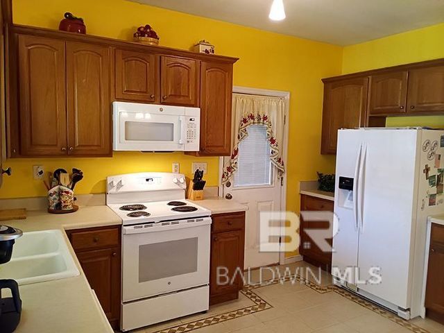 22076 S County Road 62, Robertsdale, AL 36567