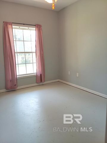 22076 S County Road 62, Robertsdale, AL 36567