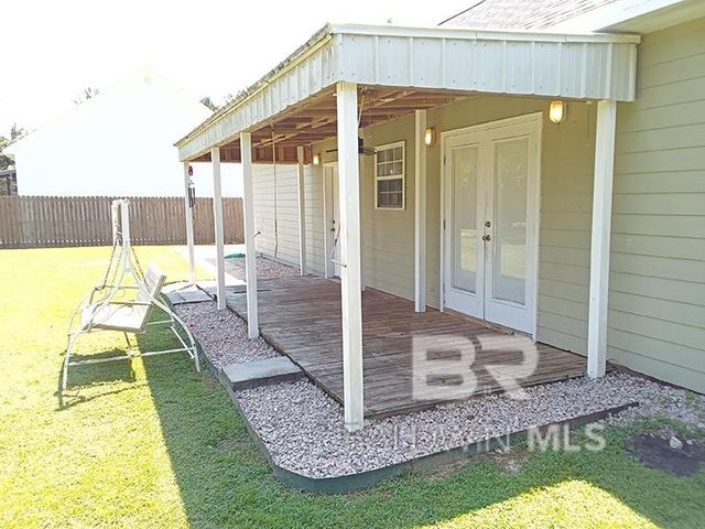 22076 S County Road 62, Robertsdale, AL 36567