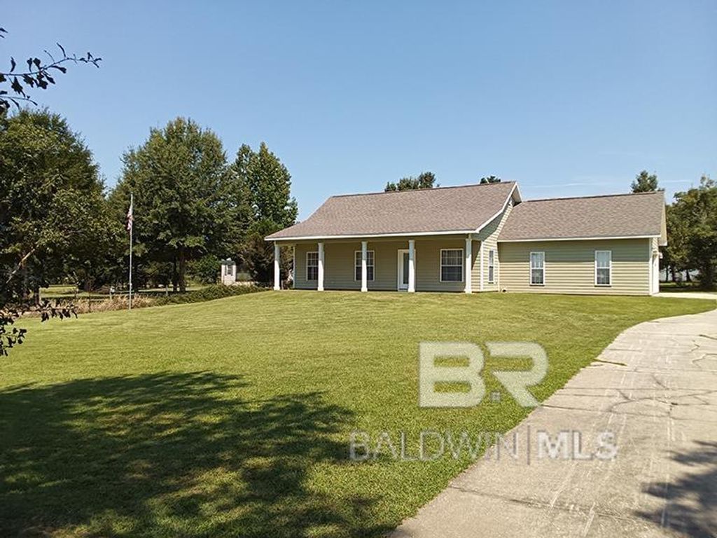 22076 S County Road 62, Robertsdale, AL 36567