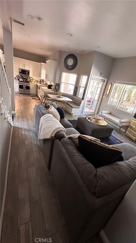 495 Woodbluff, Duarte, CA 91010