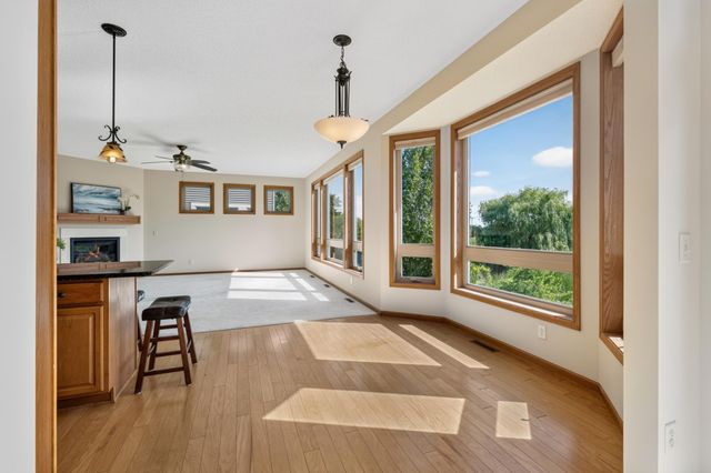 14401 Enclave Court NW, Prior Lake, MN 55372