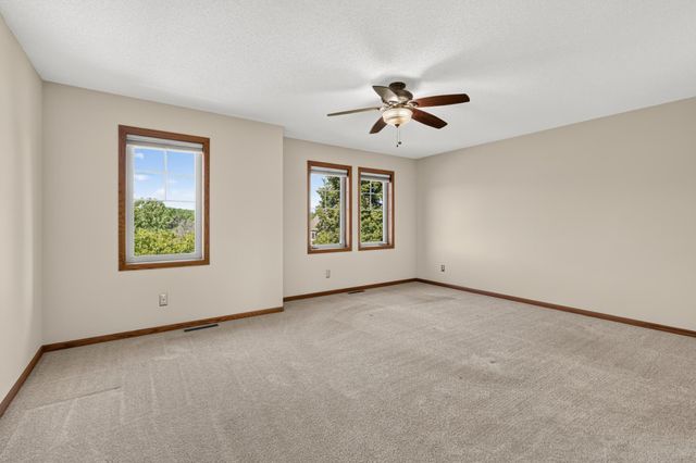 14401 Enclave Court NW, Prior Lake, MN 55372