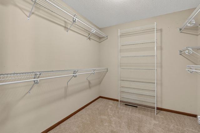 14401 Enclave Court NW, Prior Lake, MN 55372
