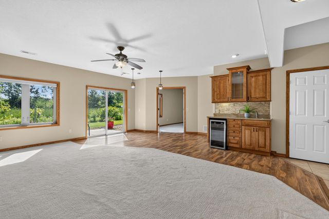 14401 Enclave Court NW, Prior Lake, MN 55372