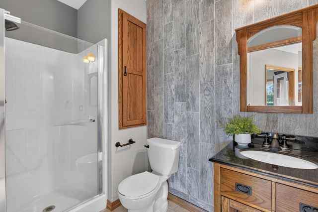 14401 Enclave Court NW, Prior Lake, MN 55372