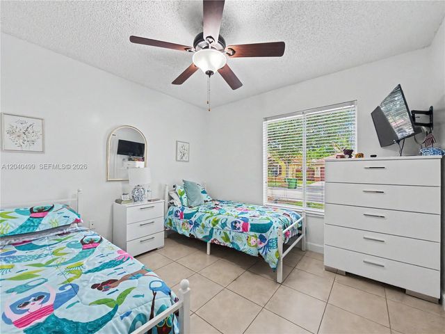 522 NE 20th Ave, Homestead, FL 33033