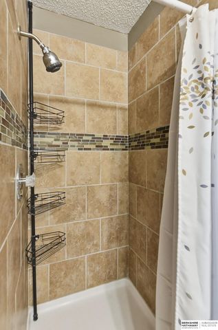 5310 Spruce Street, Lincoln, NE 68516