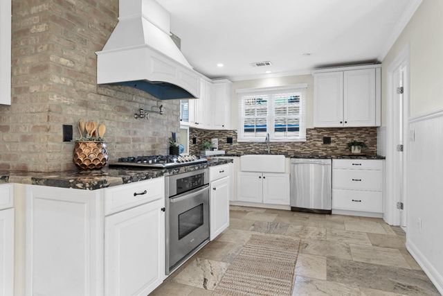 8052 Valencia Ave, Stockton, CA 95209