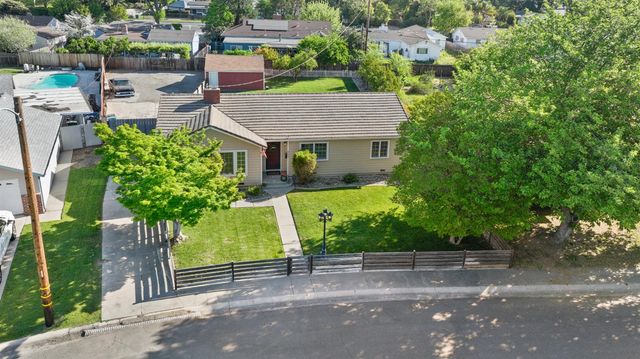 8052 Valencia Ave, Stockton, CA 95209