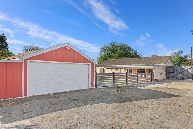 8052 Valencia Ave, Stockton, CA 95209