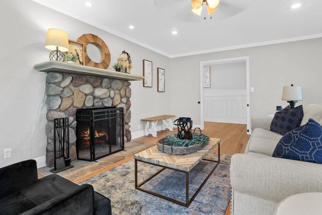 8052 Valencia Ave, Stockton, CA 95209