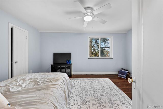 1332 Fort Park Boulevard, Lincoln Park, MI 48146