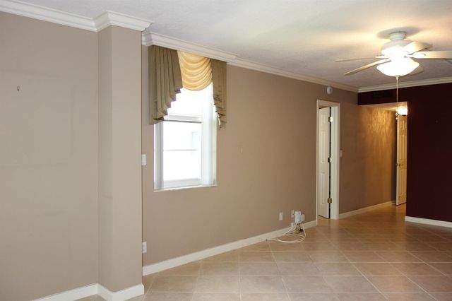 3507 Oaks Way 307, Pompano Beach, FL 33069