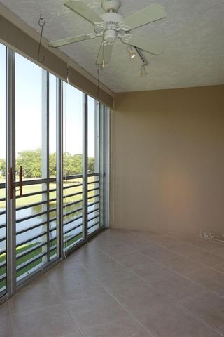3507 Oaks Way 307, Pompano Beach, FL 33069