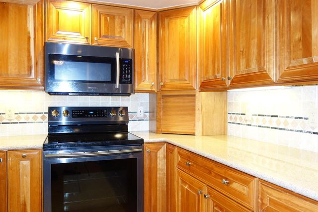 3507 Oaks Way 307, Pompano Beach, FL 33069