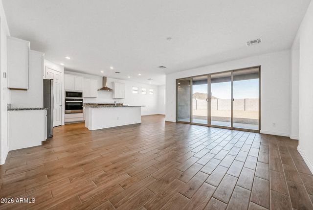 14766 W HONEYSUCKLE Drive, Surprise, AZ 85387