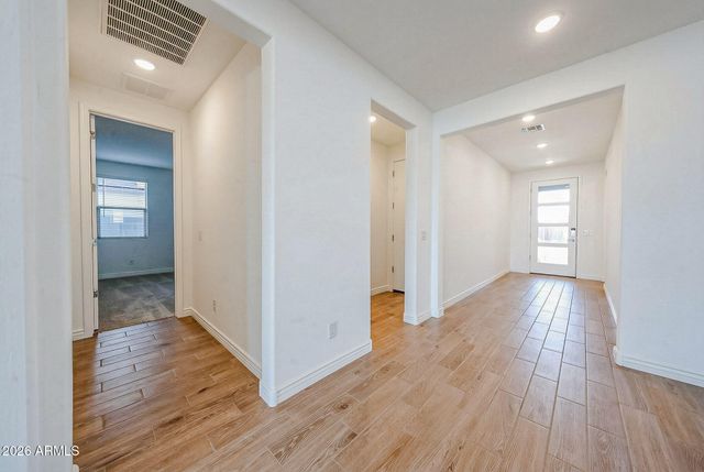 14766 W HONEYSUCKLE Drive, Surprise, AZ 85387