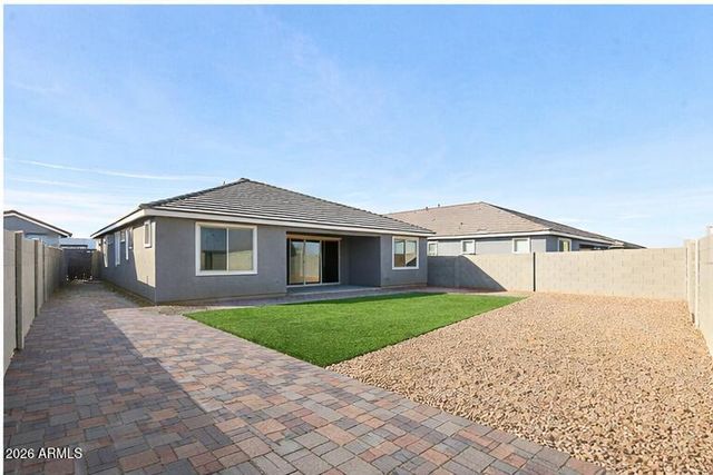 14766 W HONEYSUCKLE Drive, Surprise, AZ 85387