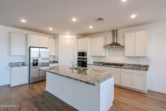 14766 W HONEYSUCKLE Drive, Surprise, AZ 85387