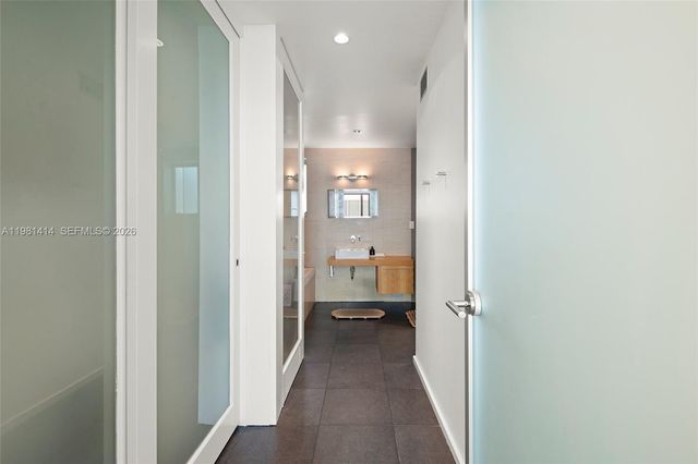 1601 West Ave 202, Miami Beach, FL 33139