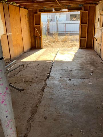 302 Mullen Road NE, Albuquerque, NM 87107