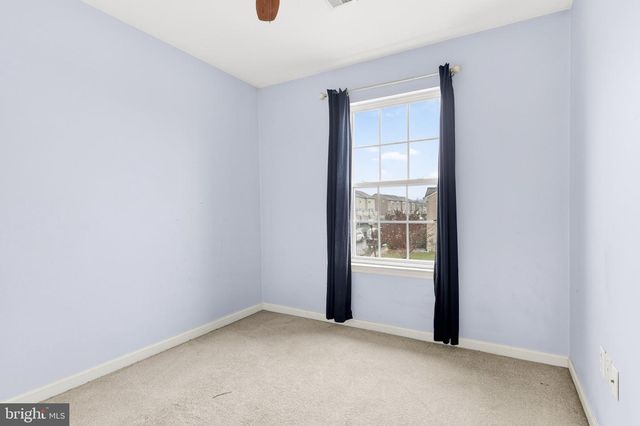 352 KNOLLWOOD RD, Millersville, PA 17551