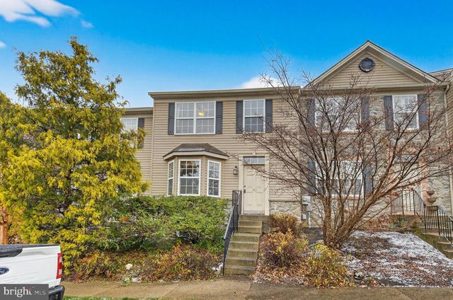 352 KNOLLWOOD RD, Millersville, PA 17551