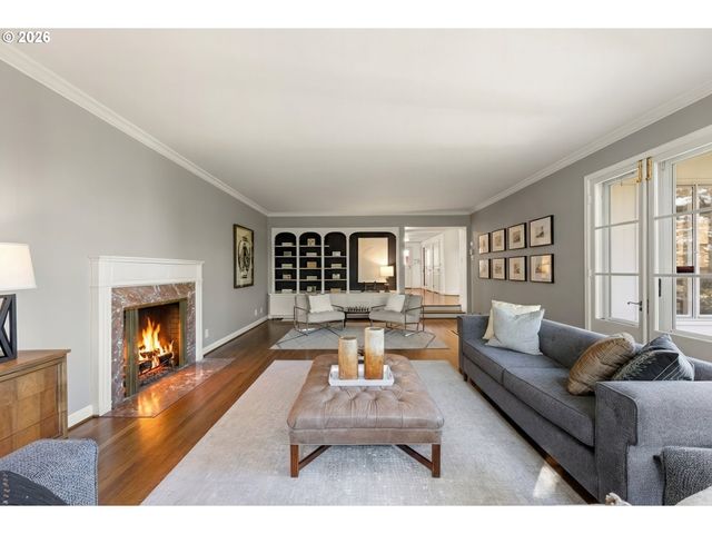 1136 Sw DAVENPORT St, Portland, OR 97201