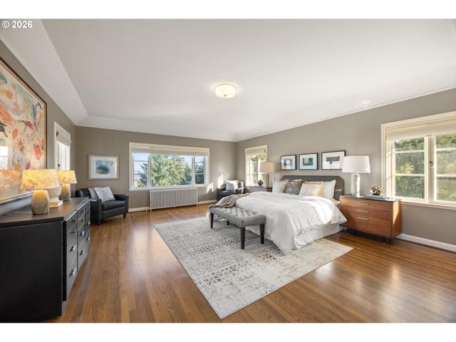 1136 Sw DAVENPORT St, Portland, OR 97201