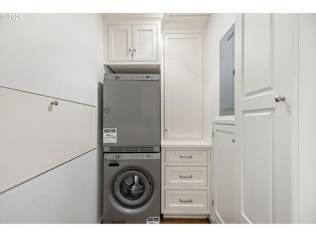 1136 Sw DAVENPORT St, Portland, OR 97201