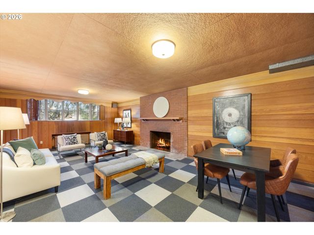 1136 Sw DAVENPORT St, Portland, OR 97201