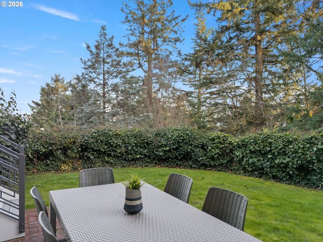 1136 Sw DAVENPORT St, Portland, OR 97201