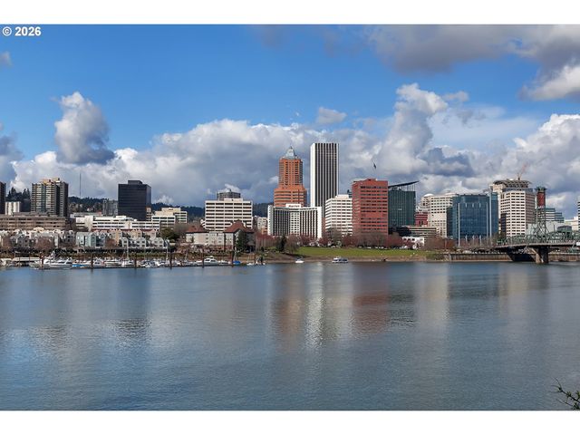 1136 Sw DAVENPORT St, Portland, OR 97201