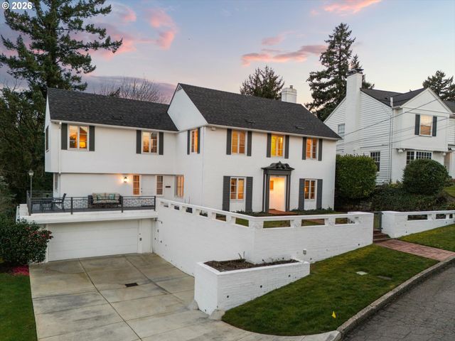 1136 Sw DAVENPORT St, Portland, OR 97201