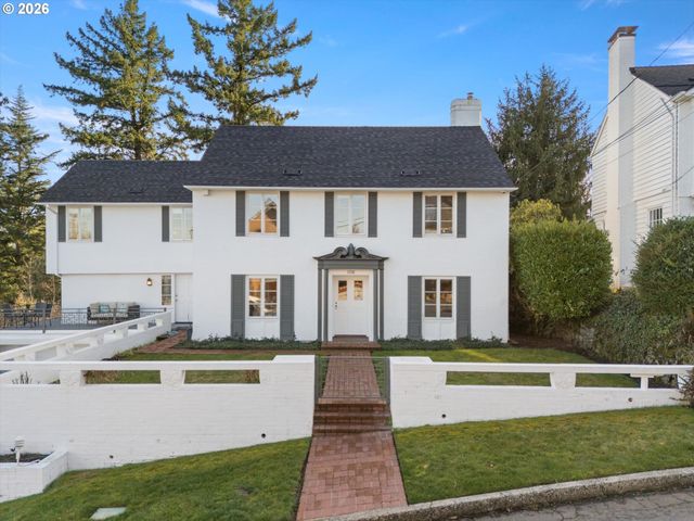 1136 Sw DAVENPORT St, Portland, OR 97201