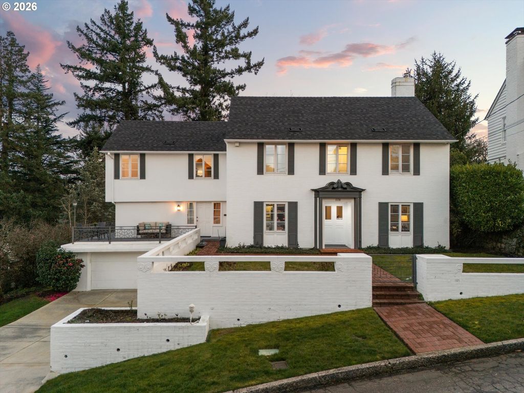 1136 Sw DAVENPORT St, Portland, OR 97201